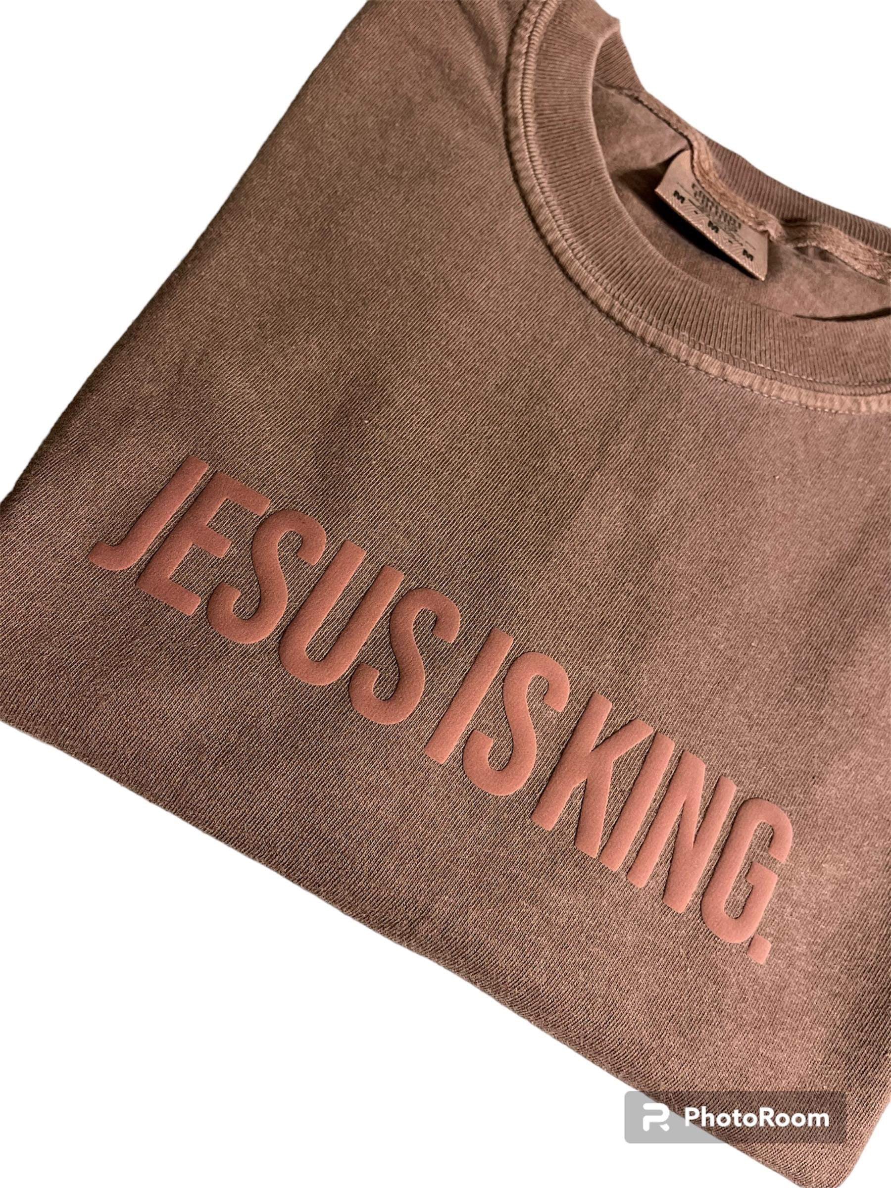 Jesus Is King CC Tee