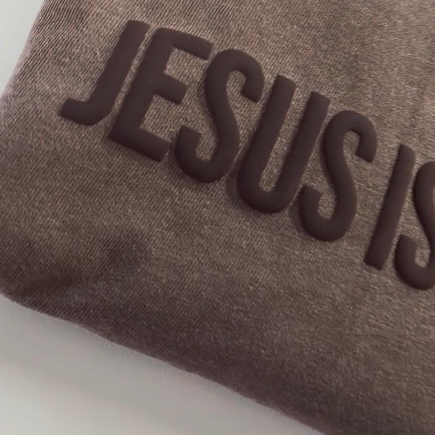 Jesus Is King CC Tee