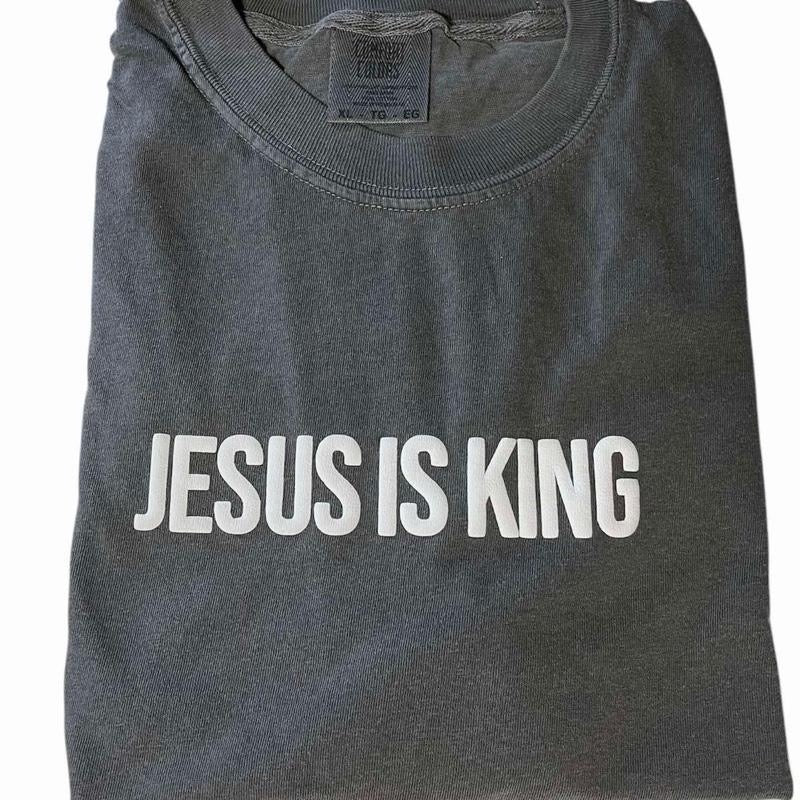 Jesus Is King CC Tee